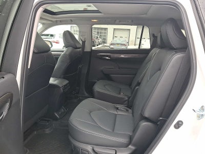 2024 Toyota Highlander Platinum AWD