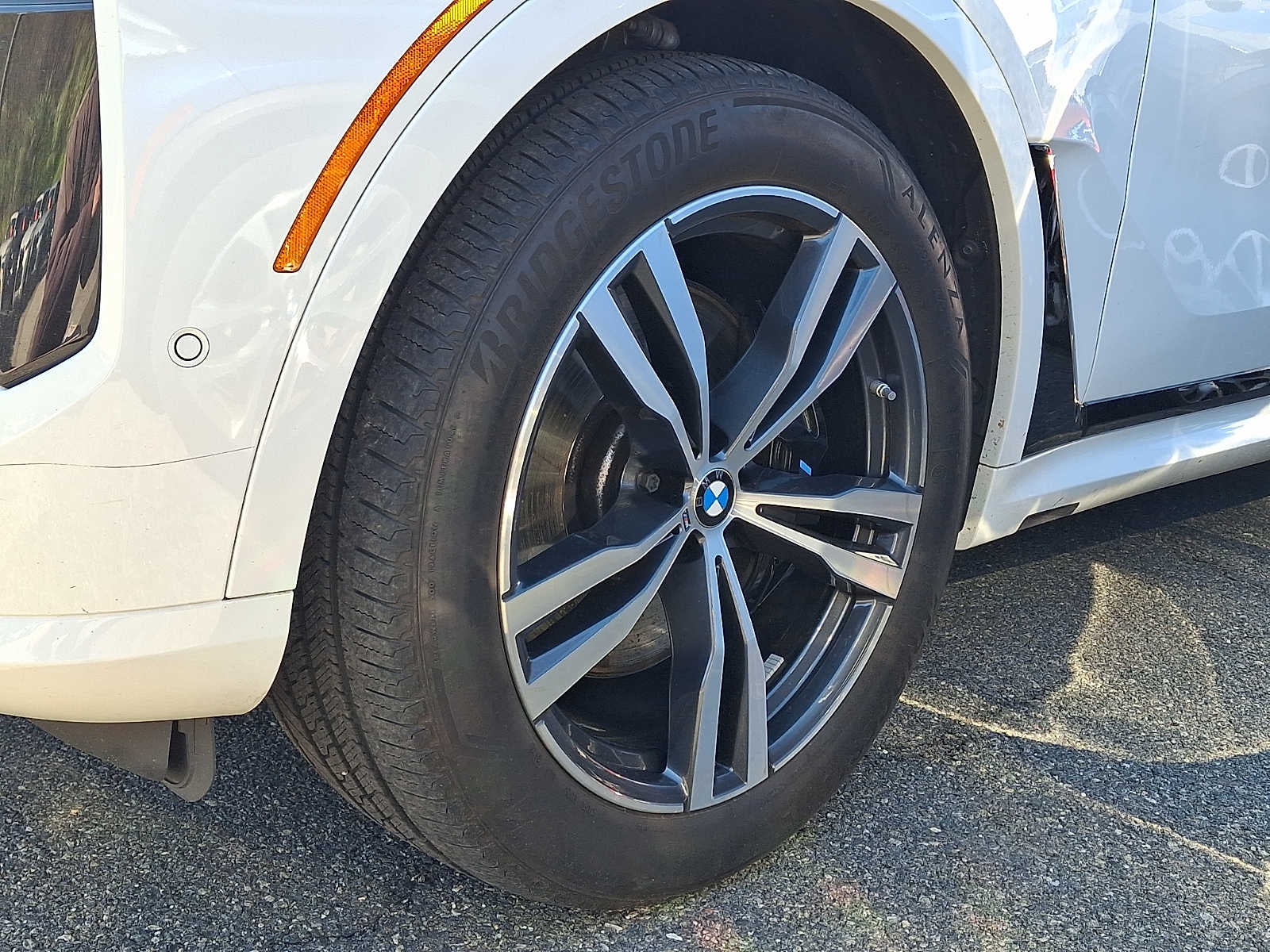2024 BMW X7 xDrive40i Sports Activity Vehicle