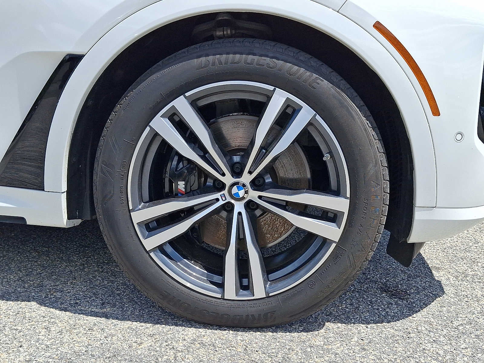 2024 BMW X7 xDrive40i Sports Activity Vehicle