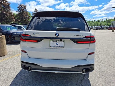 2024 BMW X7 xDrive40i Sports Activity Vehicle