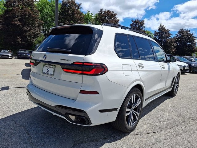 2024 BMW X7 xDrive40i Sports Activity Vehicle