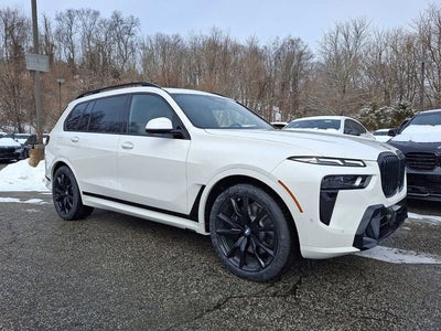 2026 BMW X7 xDrive40i Sports Activity Vehicle