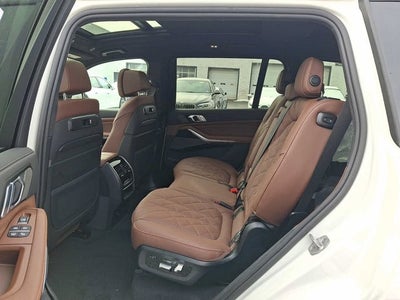 2026 BMW X7 xDrive40i Sports Activity Vehicle