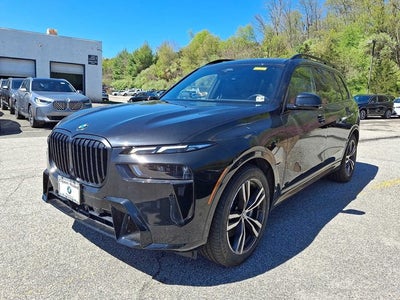 2023 BMW X7 xDrive40i Sports Activity Vehicle