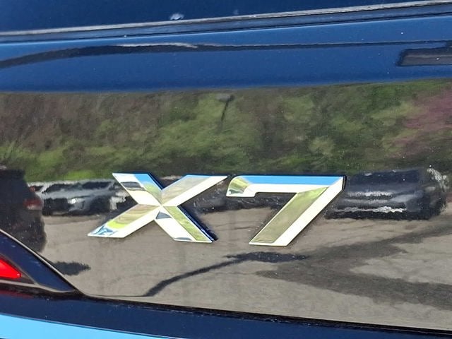 2023 BMW X7 xDrive40i Sports Activity Vehicle