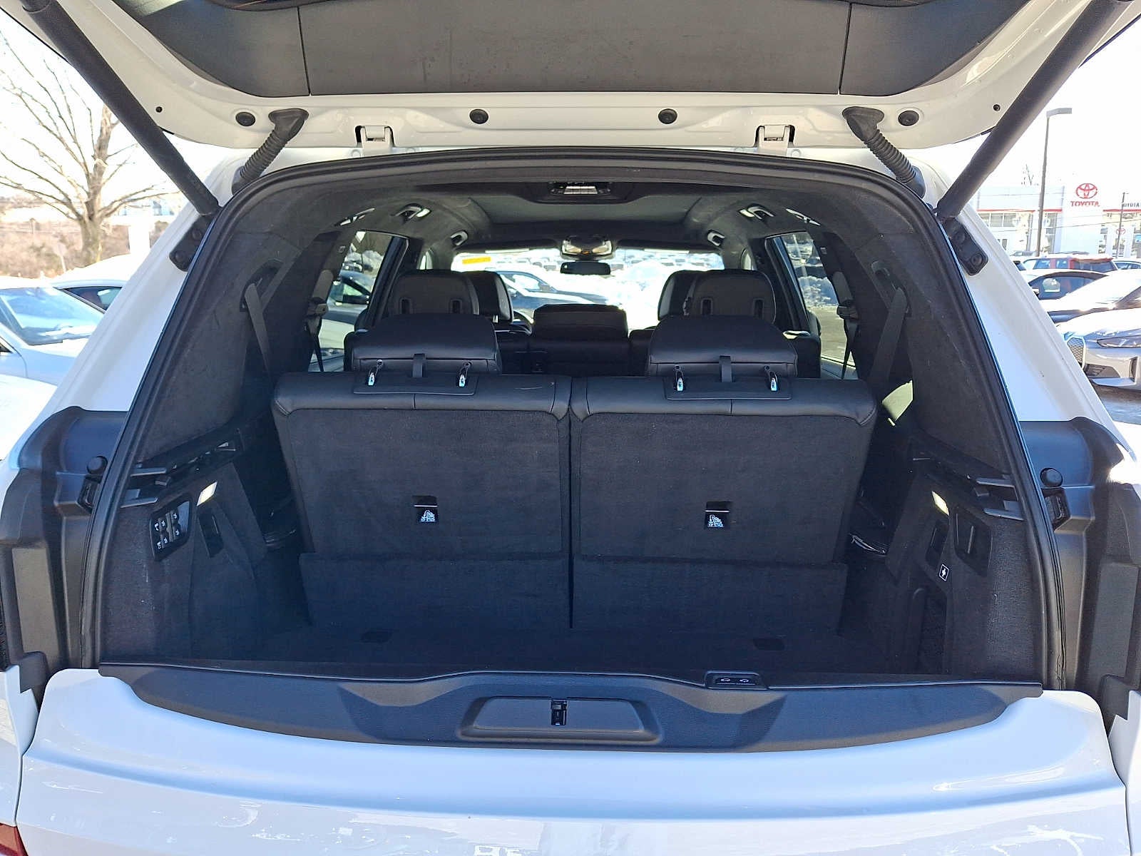 2024 BMW X7 xDrive40i Sports Activity Vehicle