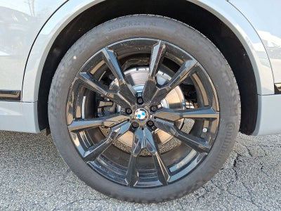 2026 BMW X7 xDrive40i Sports Activity Vehicle