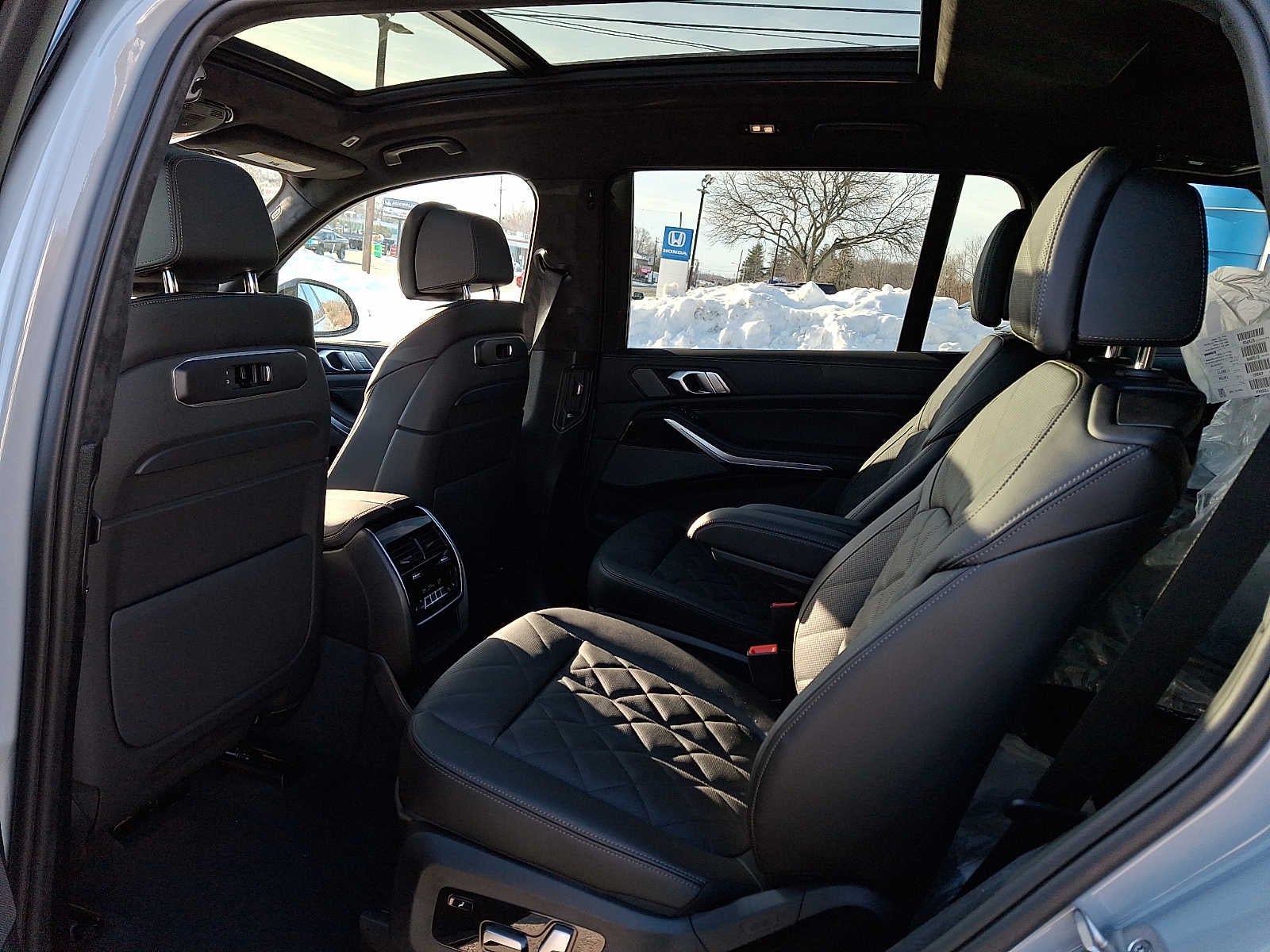 2026 BMW X7 xDrive40i Sports Activity Vehicle