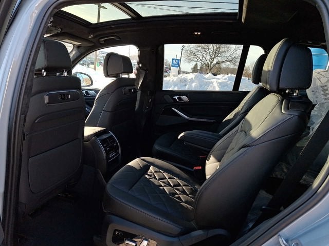 2026 BMW X7 xDrive40i Sports Activity Vehicle