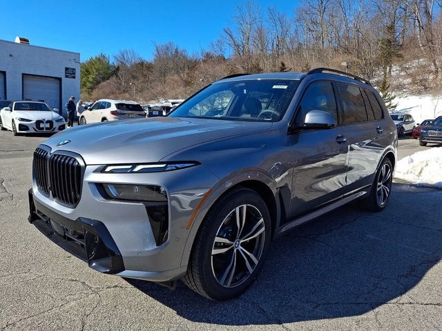 2026 BMW X7 xDrive40i Sports Activity Vehicle