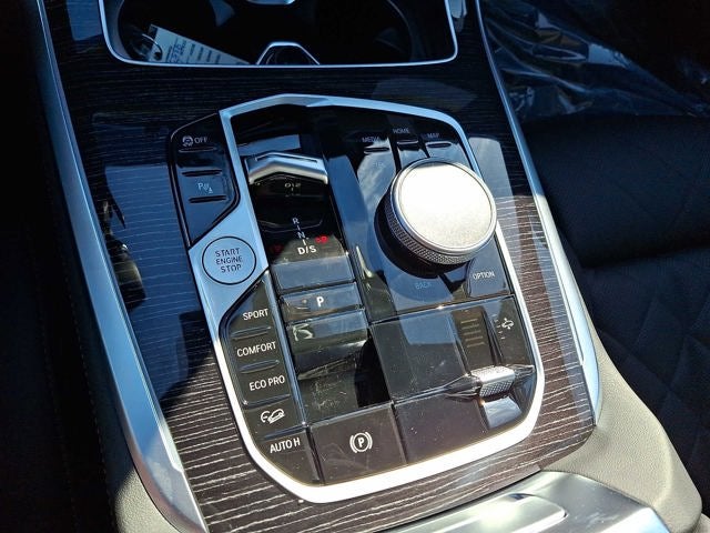 2026 BMW X7 xDrive40i Sports Activity Vehicle