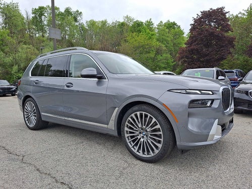2026 BMW X7 xDrive40i Sports Activity Vehicle