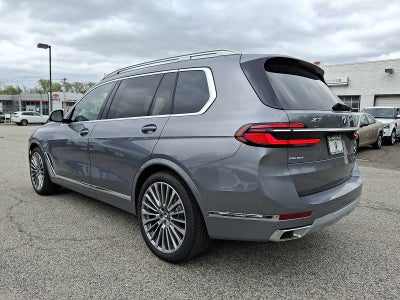 2026 BMW X7 xDrive40i Sports Activity Vehicle