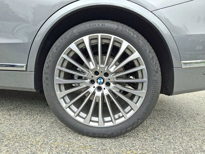 2026 BMW X7 xDrive40i Sports Activity Vehicle