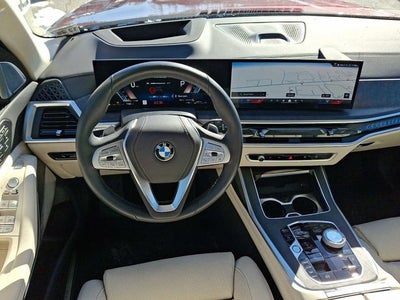 2025 BMW X7 xDrive40i Sports Activity Vehicle