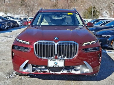 2025 BMW X7 xDrive40i Sports Activity Vehicle