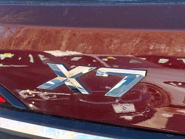 2025 BMW X7 xDrive40i Sports Activity Vehicle