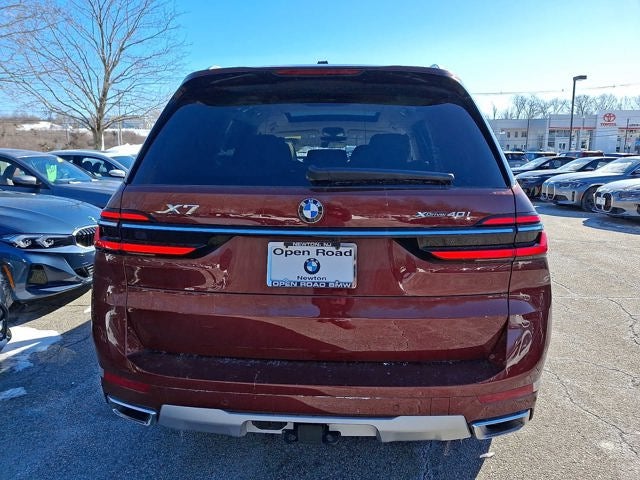 2025 BMW X7 xDrive40i Sports Activity Vehicle