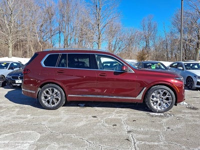 2025 BMW X7 xDrive40i Sports Activity Vehicle
