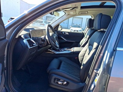2026 BMW X7 xDrive40i Sports Activity Vehicle