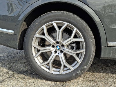 2026 BMW X7 xDrive40i Sports Activity Vehicle