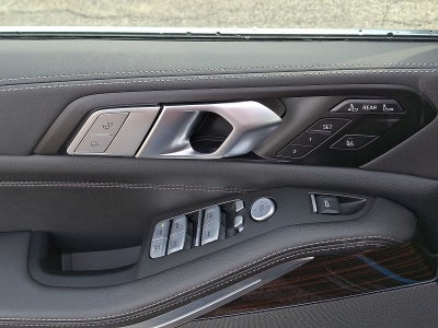 2026 BMW X7 xDrive40i Sports Activity Vehicle