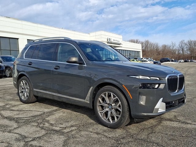 2026 BMW X7 xDrive40i Sports Activity Vehicle