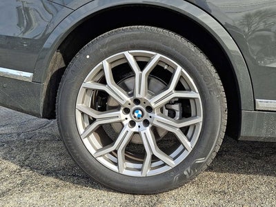 2026 BMW X7 xDrive40i Sports Activity Vehicle