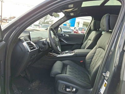 2026 BMW X7 xDrive40i Sports Activity Vehicle