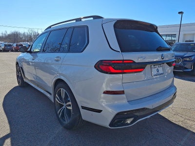 2026 BMW X7 xDrive40i Sports Activity Vehicle