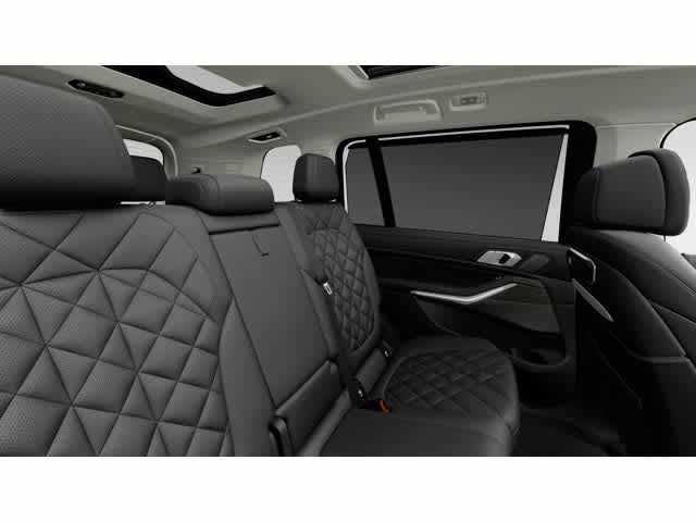 2026 BMW X7 xDrive40i Sports Activity Vehicle