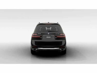 2026 BMW X7 xDrive40i Sports Activity Vehicle