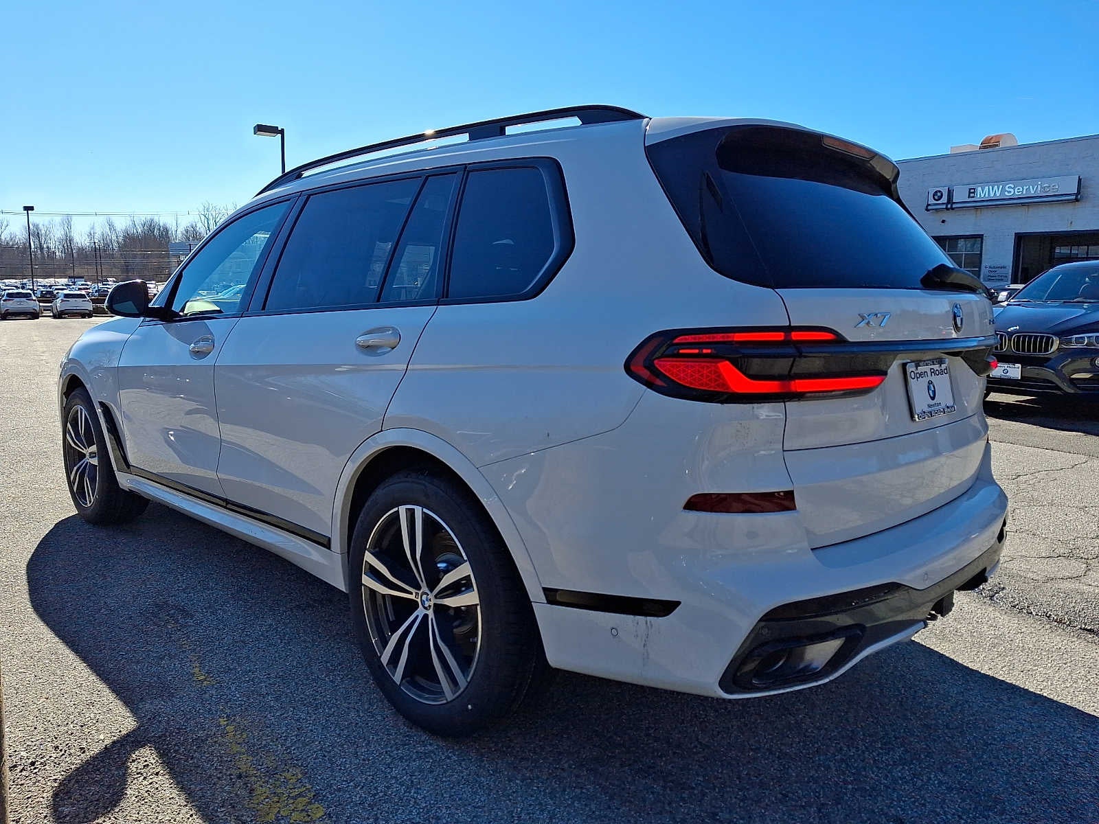 2026 BMW X7 xDrive40i Sports Activity Vehicle
