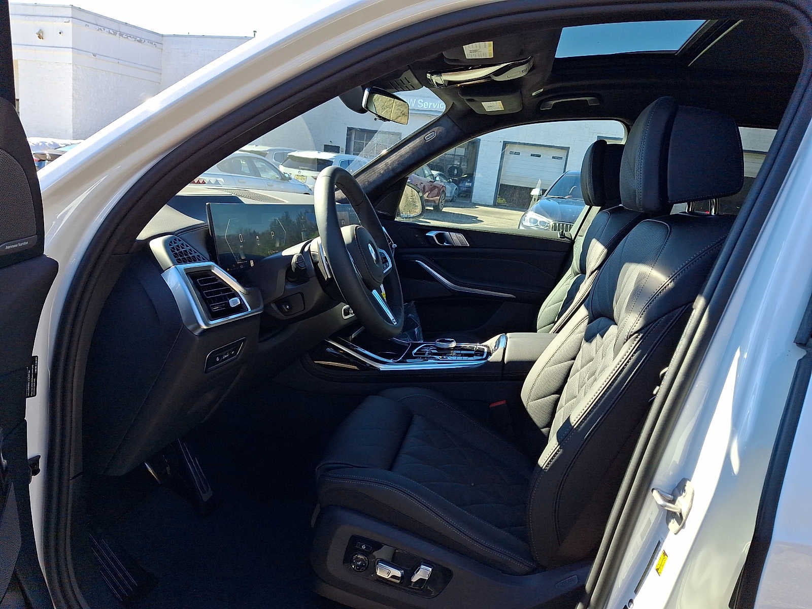 2026 BMW X7 xDrive40i Sports Activity Vehicle