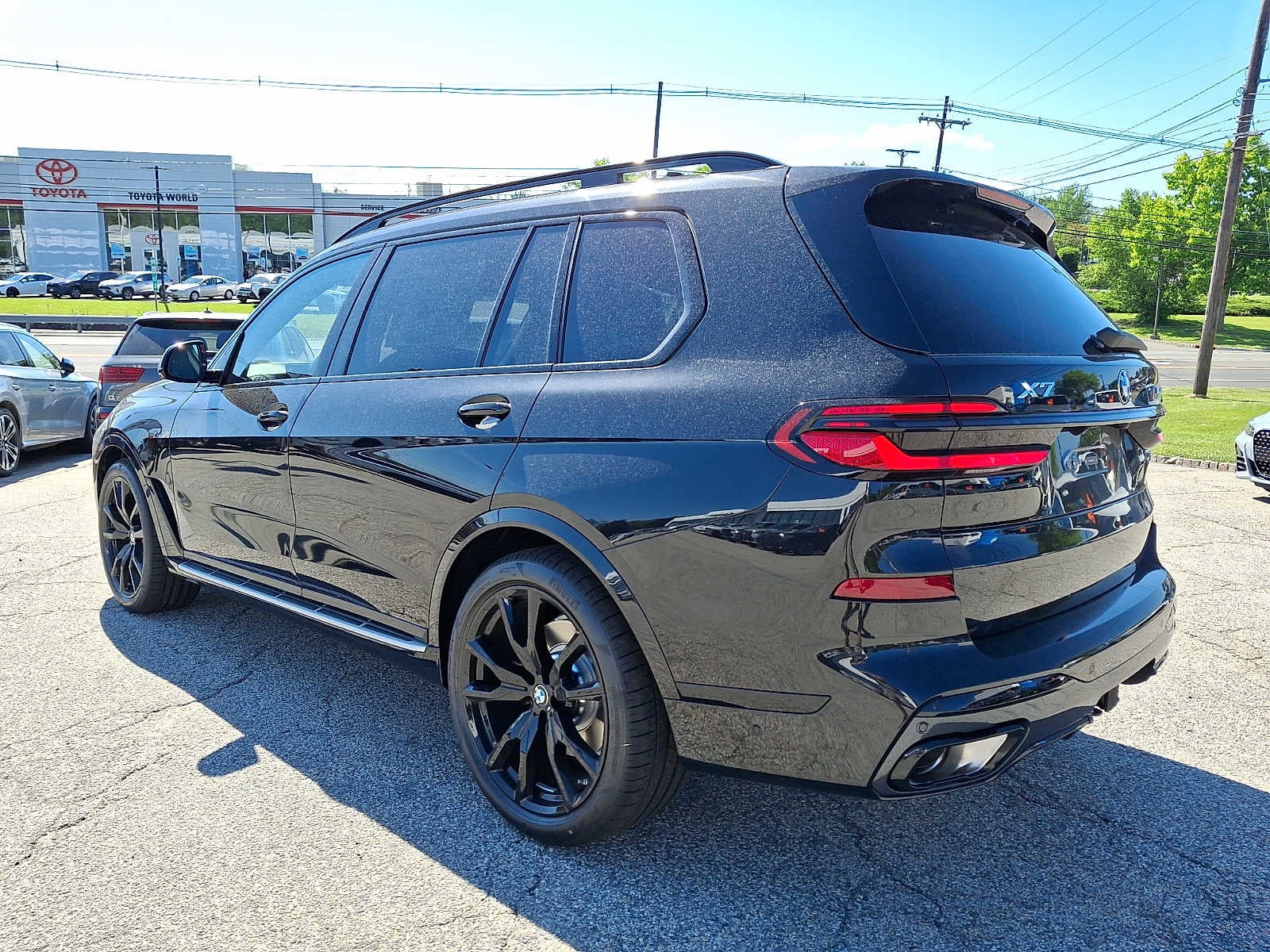 2027 BMW X7 xDrive40i Sports Activity Vehicle