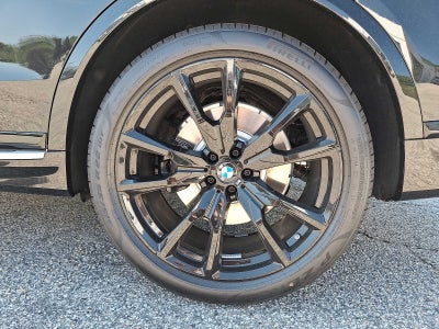2027 BMW X7 xDrive40i Sports Activity Vehicle