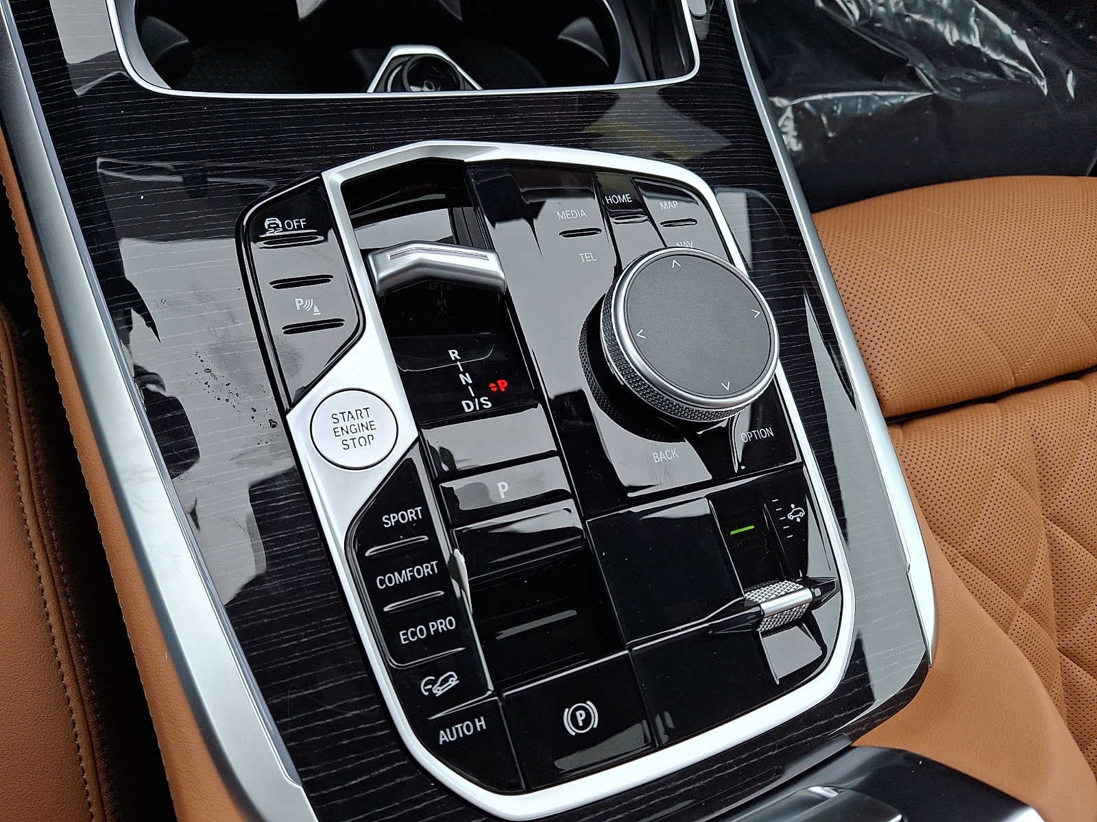 2026 BMW X7 xDrive40i Sports Activity Vehicle