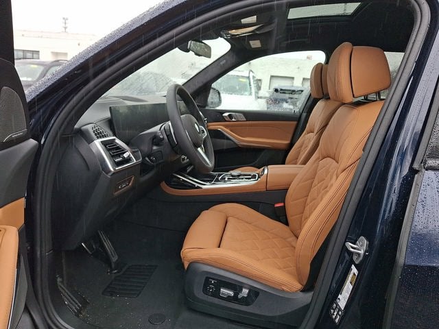 2026 BMW X7 xDrive40i Sports Activity Vehicle