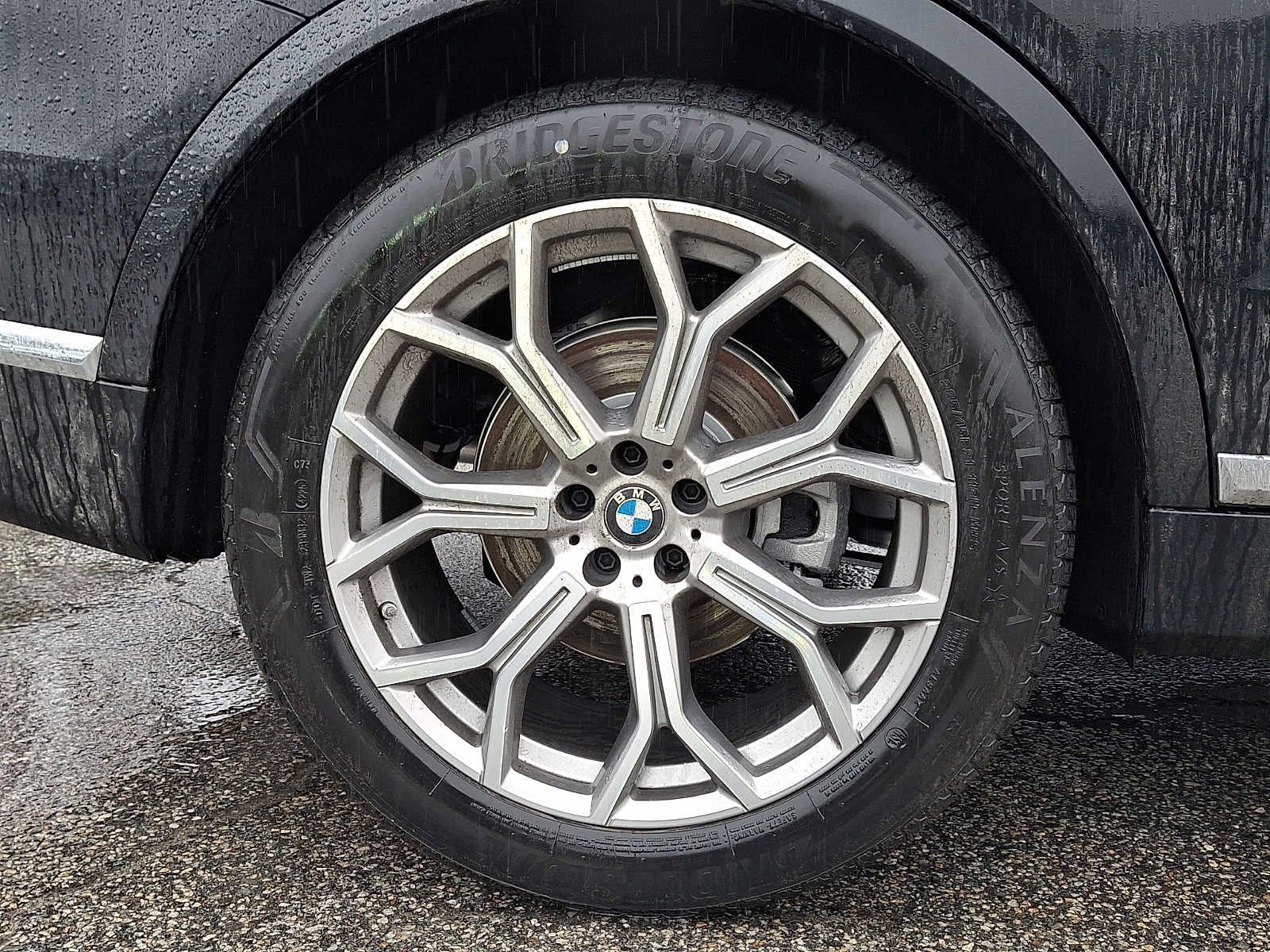 2026 BMW X7 xDrive40i Sports Activity Vehicle