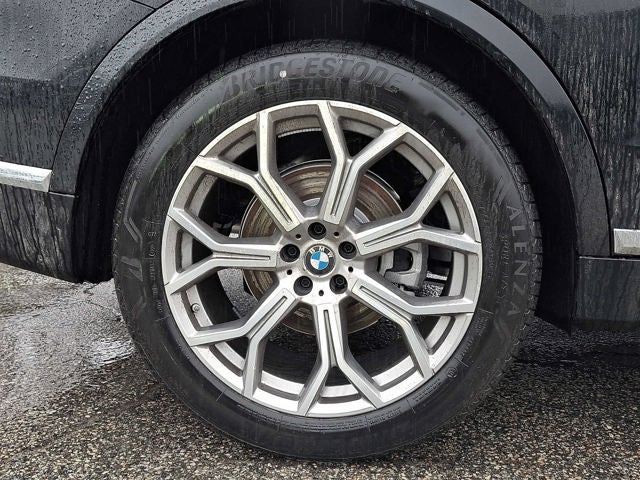 2026 BMW X7 xDrive40i Sports Activity Vehicle