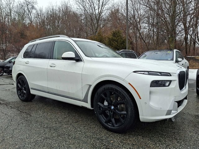 2026 BMW X7 xDrive40i Sports Activity Vehicle