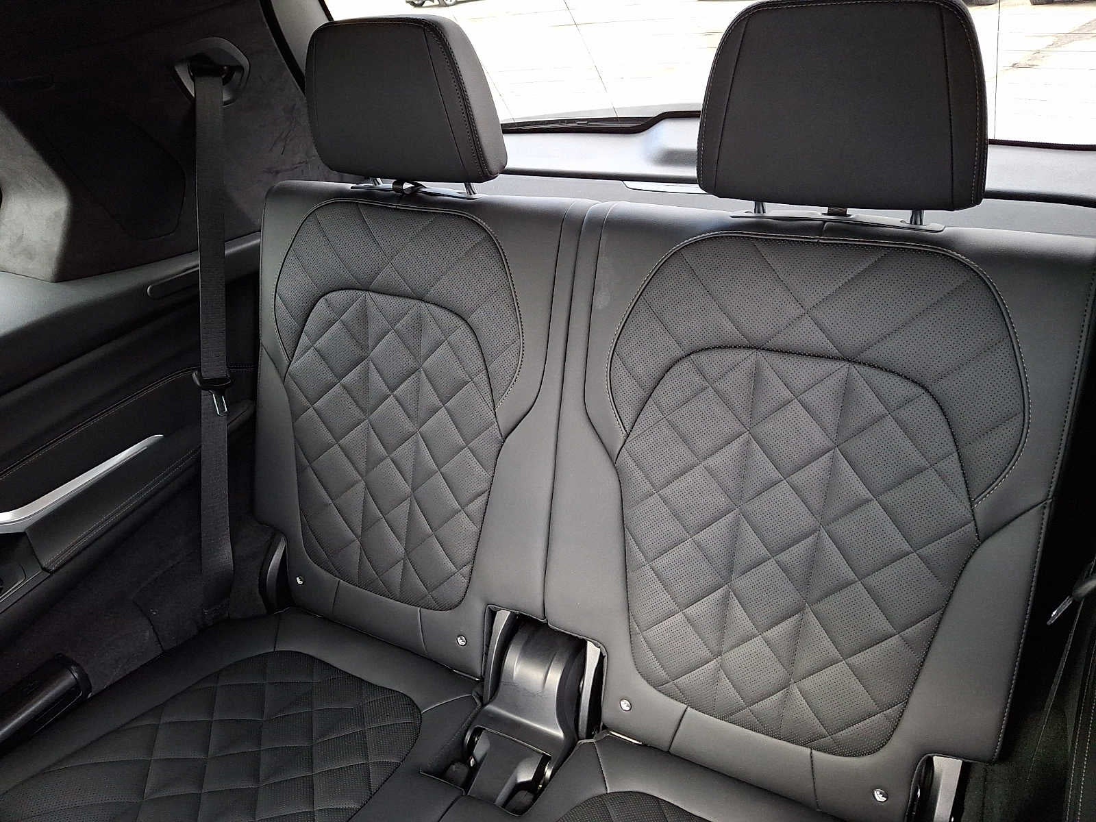 2023 BMW X7 xDrive40i Sports Activity Vehicle