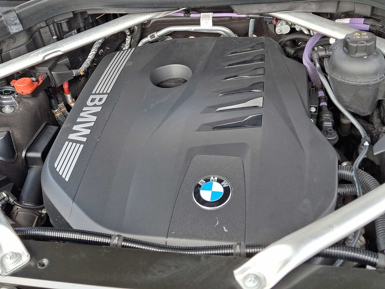 2023 BMW X7 xDrive40i Sports Activity Vehicle