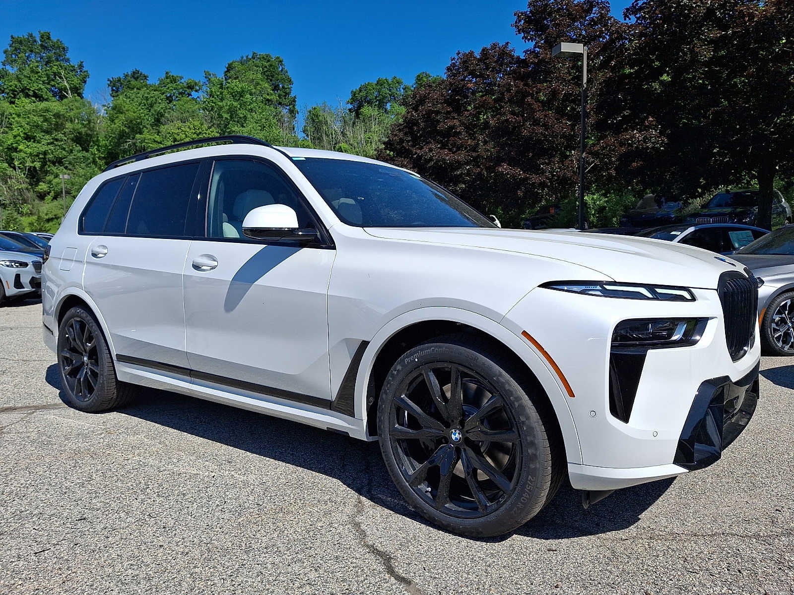 2026 BMW X7 xDrive40i Sports Activity Vehicle