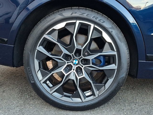 2025 BMW X7 M60i Sports Activity Vehicle