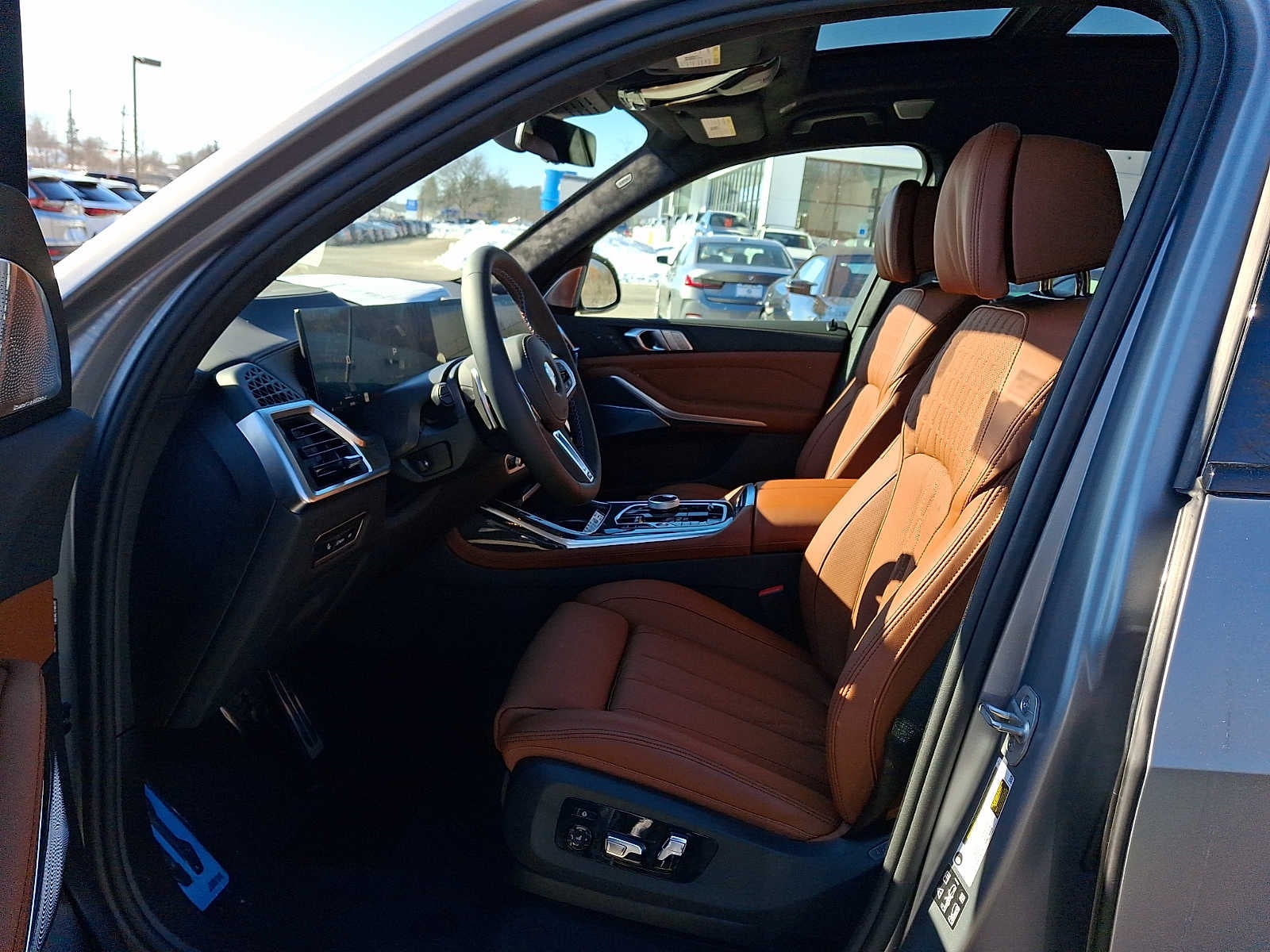 2026 BMW X7 M60i Sports Activity Vehicle