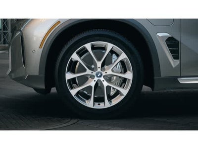 2025 BMW X5 xDrive50e Plug-In Hybrid