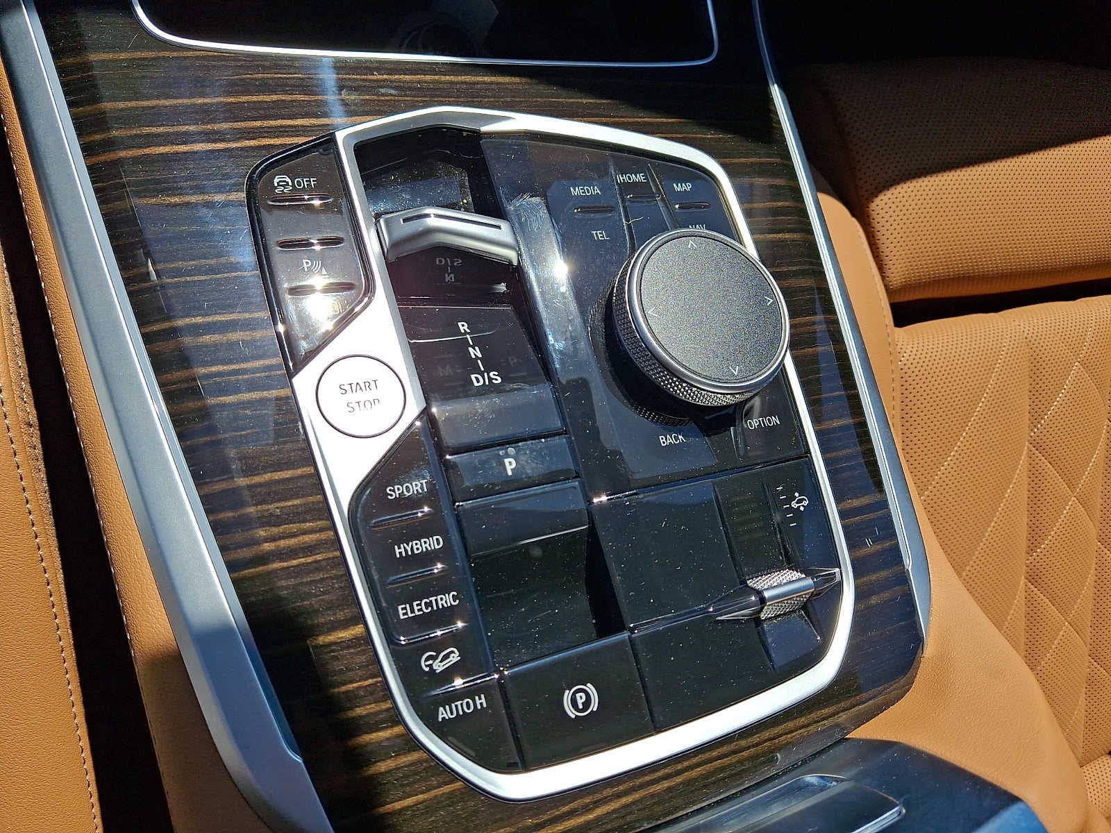 2025 BMW X5 xDrive50e Plug-In Hybrid