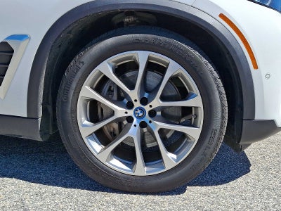 2025 BMW X5 xDrive50e Plug-In Hybrid