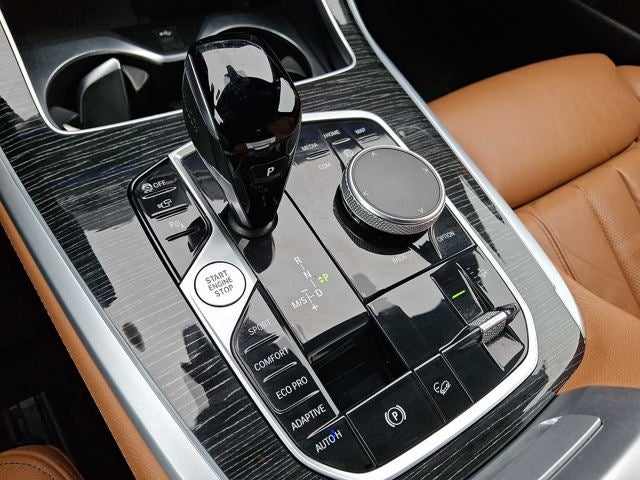 2022 BMW X7 xDrive40i Sports Activity Vehicle